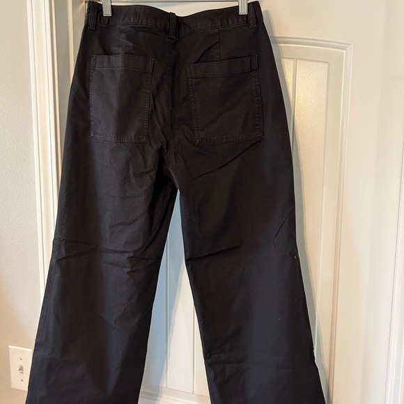 NWT Gap wide leg angle khakis - Picture 4 of 5